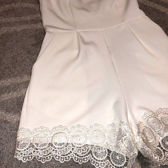 Urban outfitters white romper - Picture 3 of 5